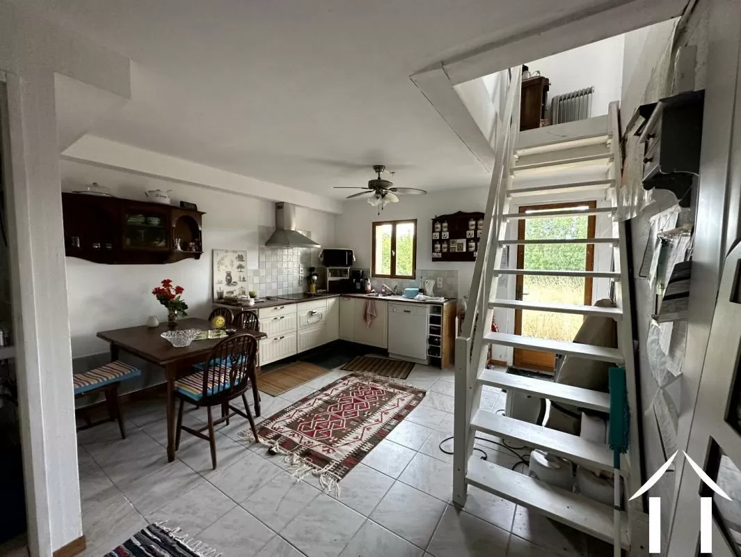 Woonhuis te koop chatel montagne, auvergne, AP030071190 Afbeelding - 9