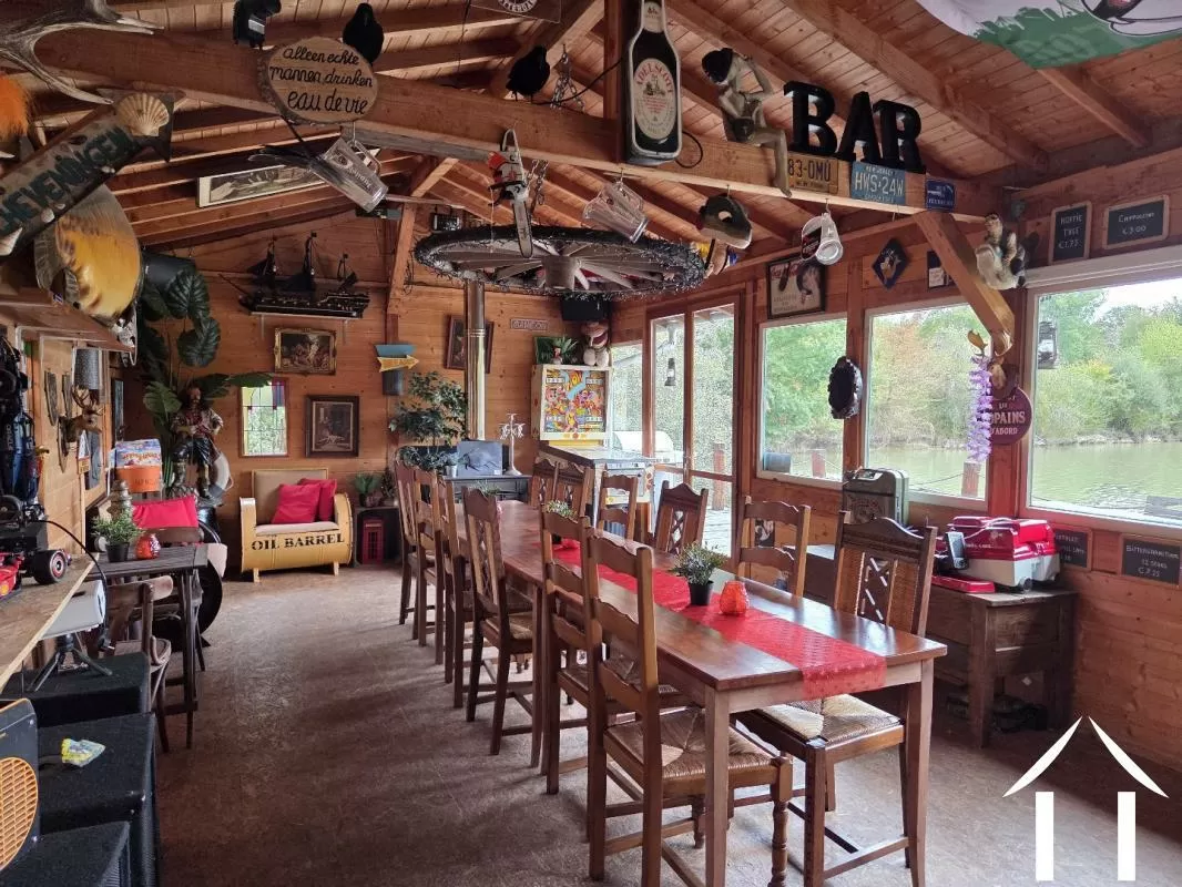 Woonhuis te koop vaumas, auvergne, AP030071194 Afbeelding - 11
