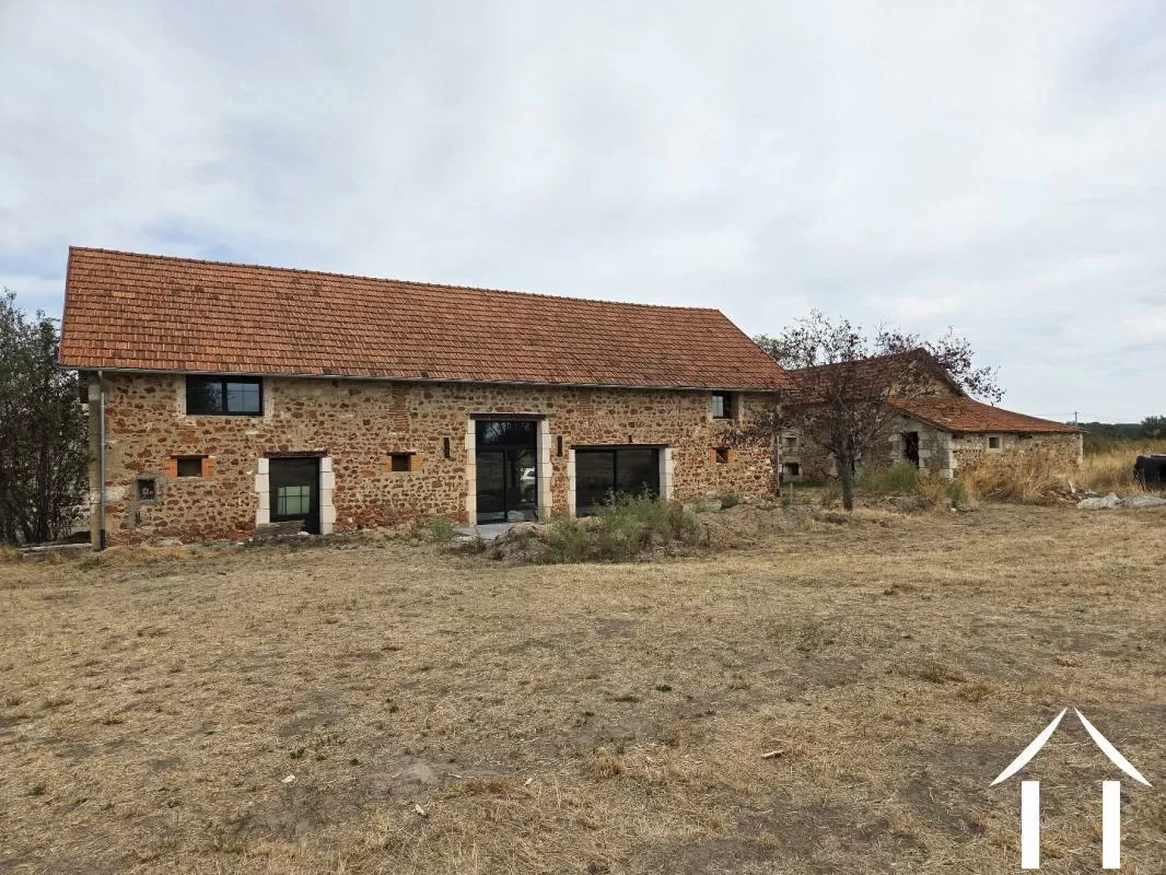 Bezit 1 hectare ++ te koop murat, auvergne, AP030071197 Afbeelding - 10