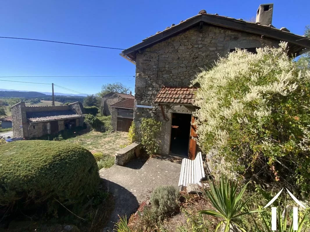 Authentiek stenen huis  te koop st genes la tourette, auvergne, AP030071206 Afbeelding - 2