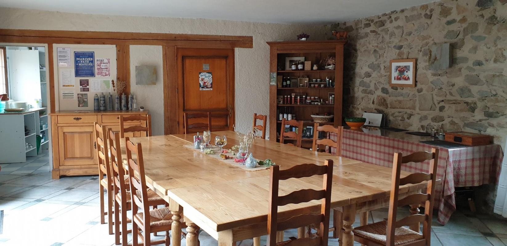 Bezit 1 hectare ++ te koop blesle, auvergne, AP03007902 Afbeelding - 4