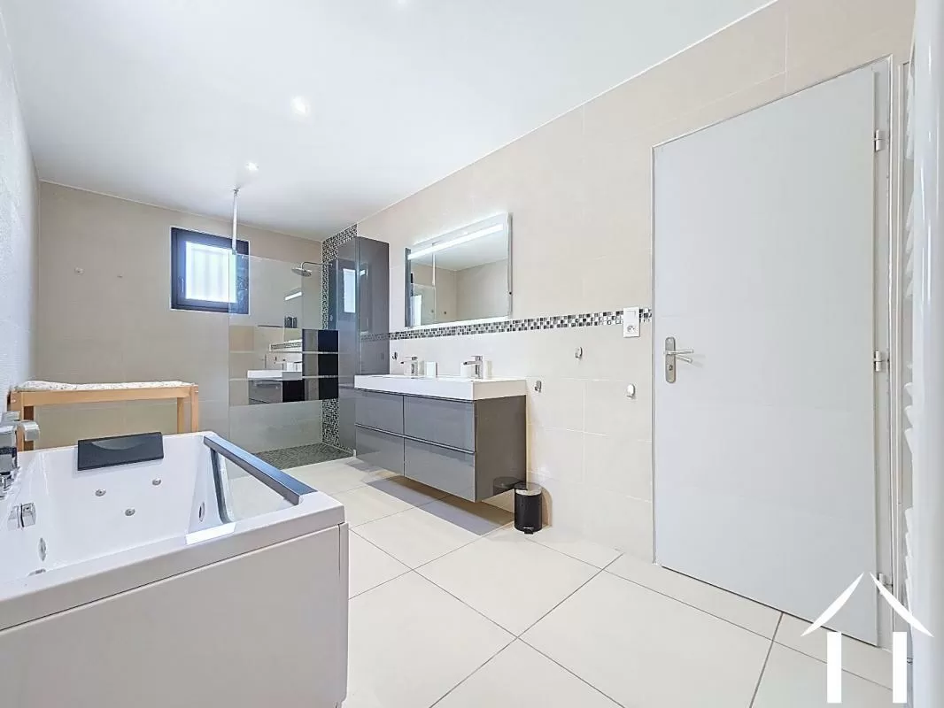 Woonhuis te koop la tour sur orb, languedoc-roussillon, EG06-747671 Afbeelding - 7