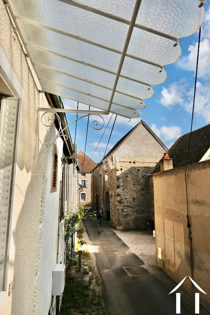 De Rue des Baux