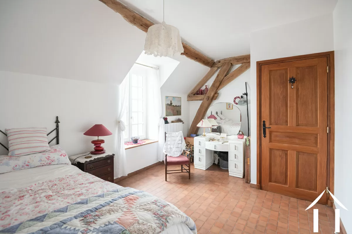 1er étage, chambre n° 4, fenêtre vers le nord1er étage, chambre n° 4, fenêtre vers le nord