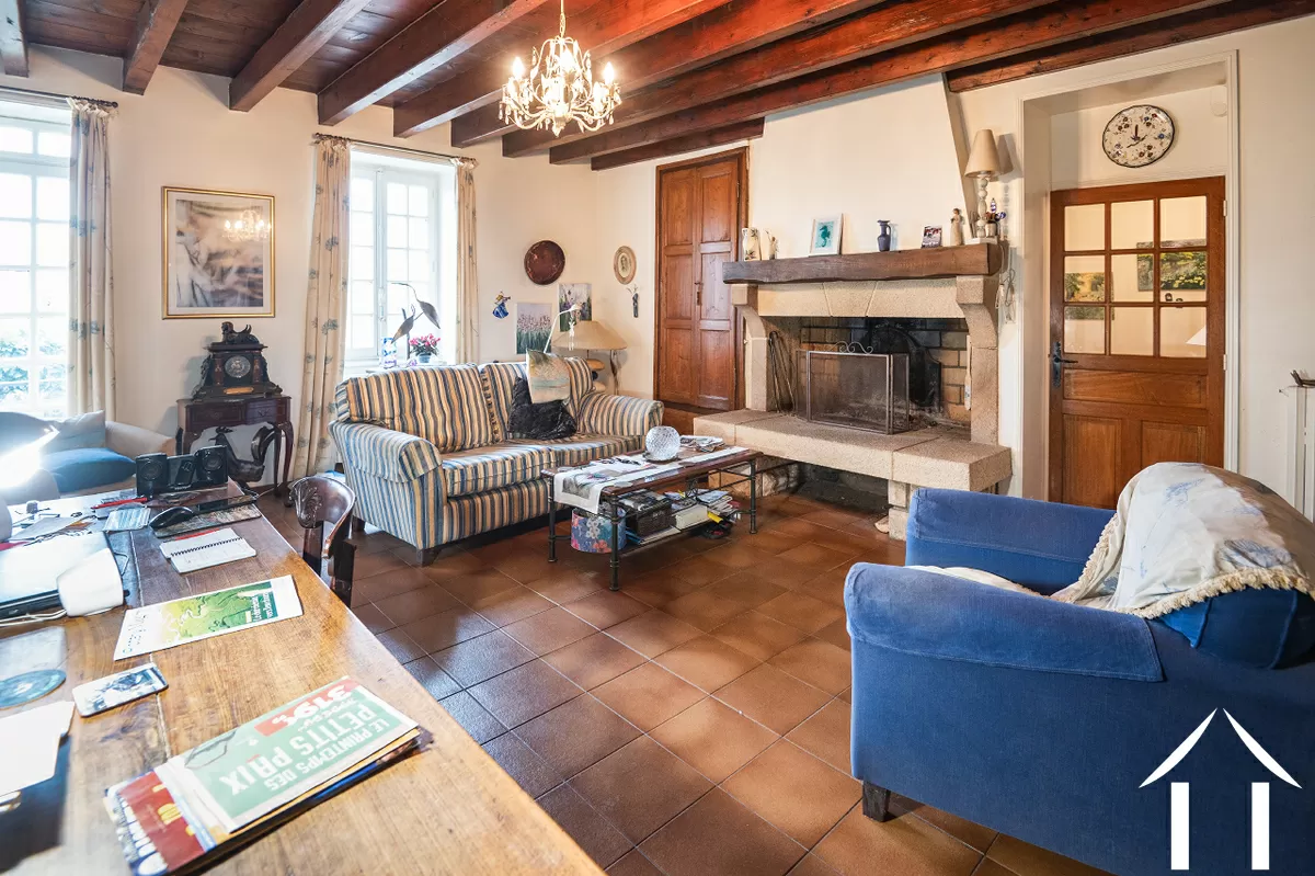 Le salon vu de la cuisineLe salon vu de la cuisine