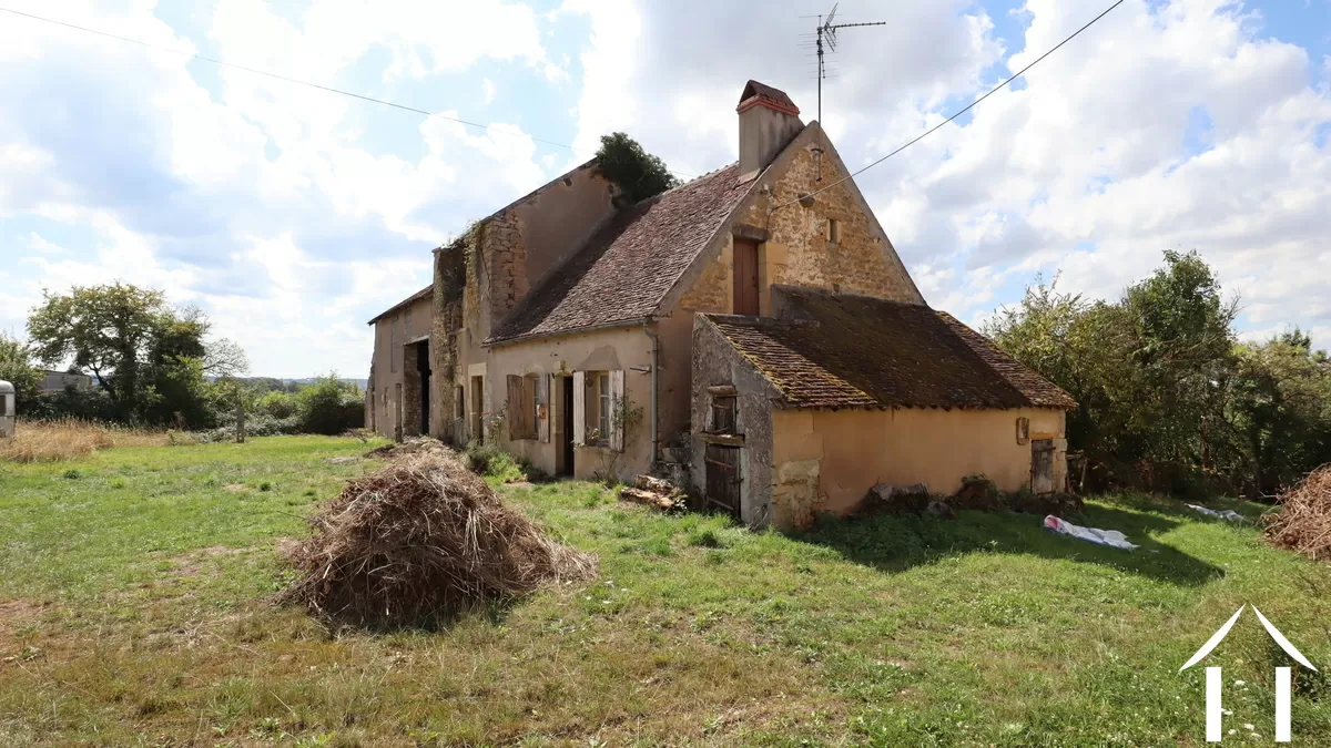 Woonhuis te koop corbigny, bourgogne, CvH5455L Afbeelding - 1
