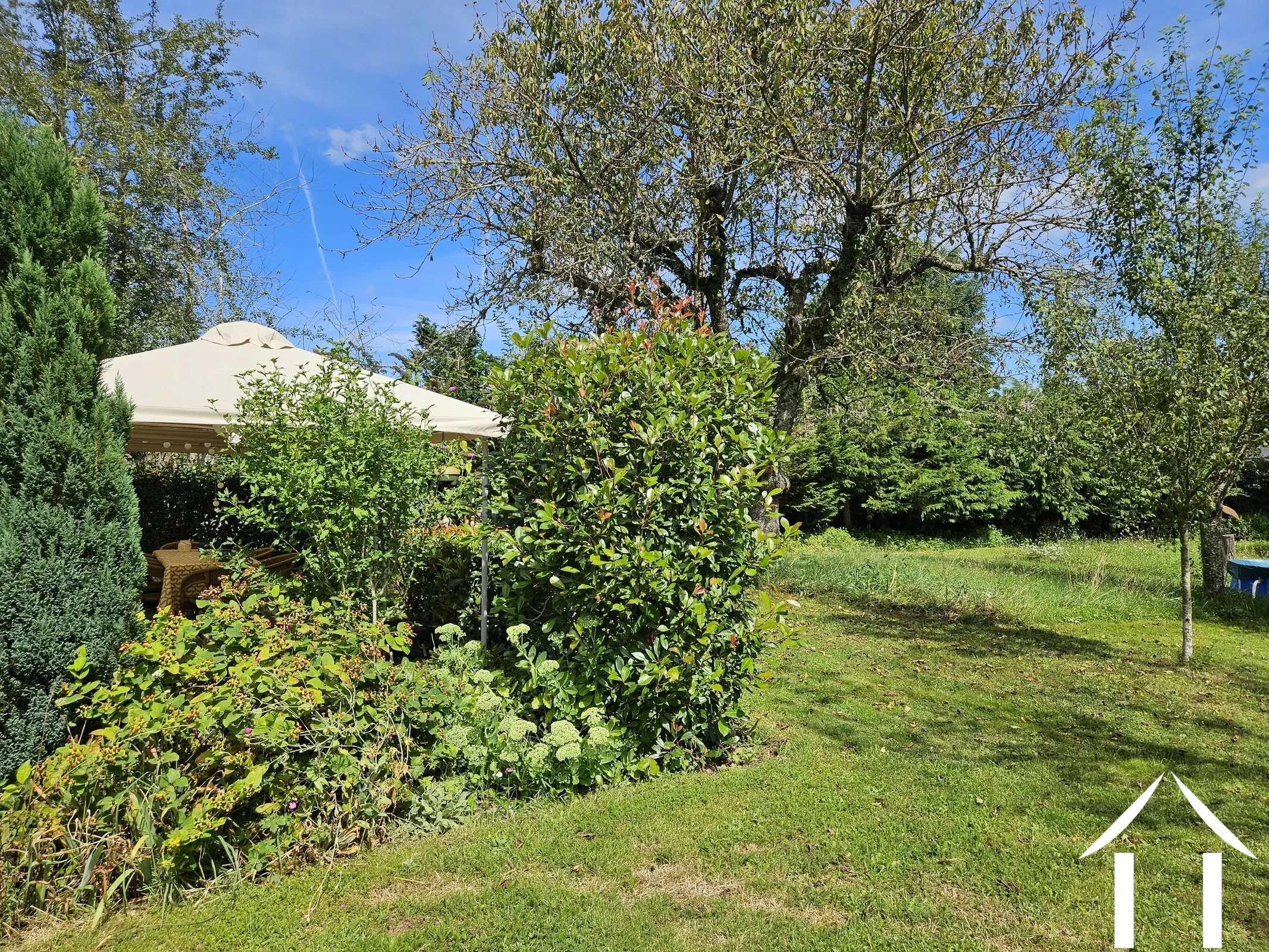Woonhuis te koop la motte ternant, bourgogne, RT5541P Afbeelding - 23