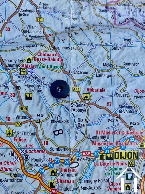 Located at Blessey Source Seine