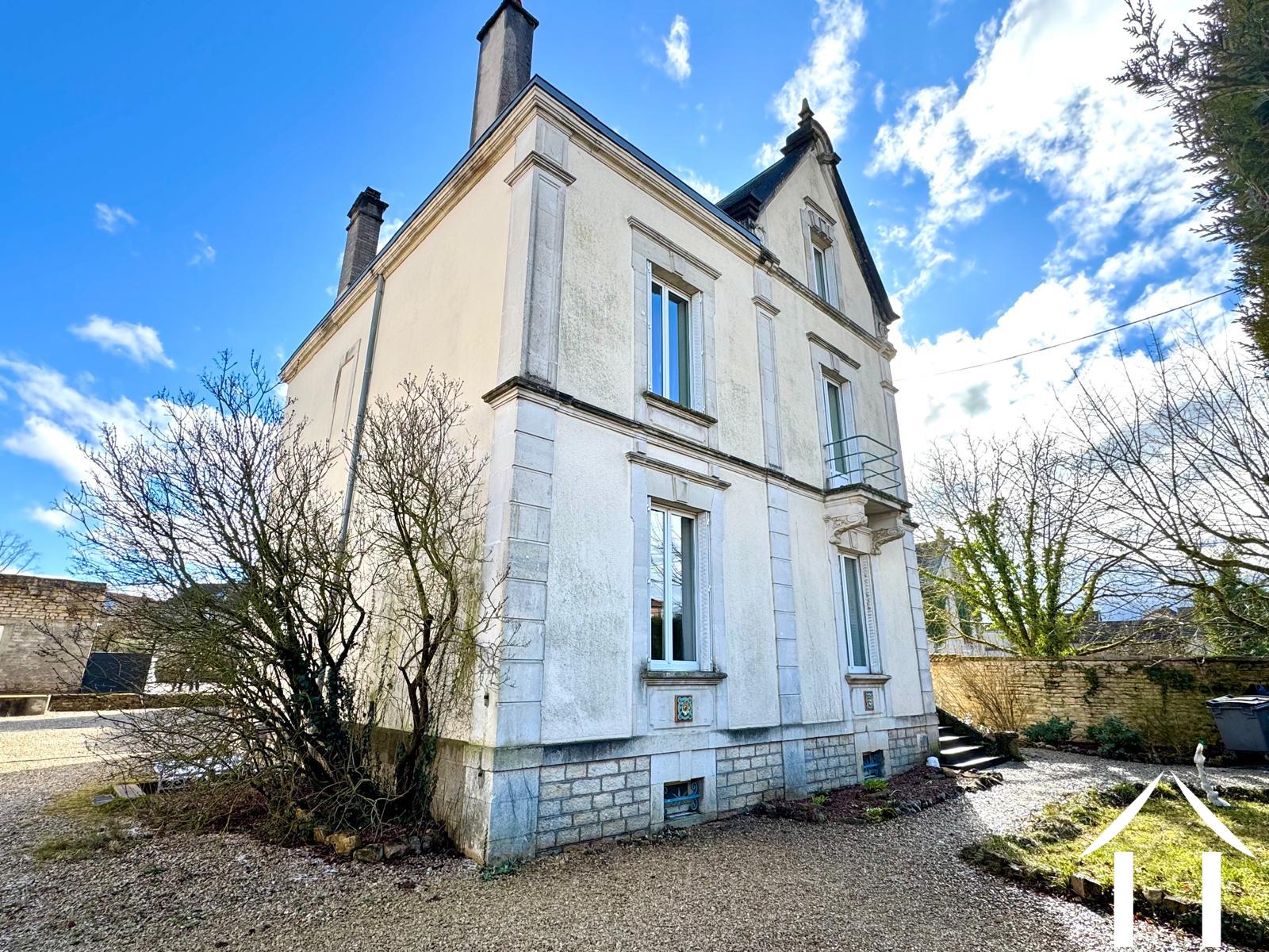 Woonhuis te koop chaumont, champagne-ardennen, bh5637h Afbeelding - 1