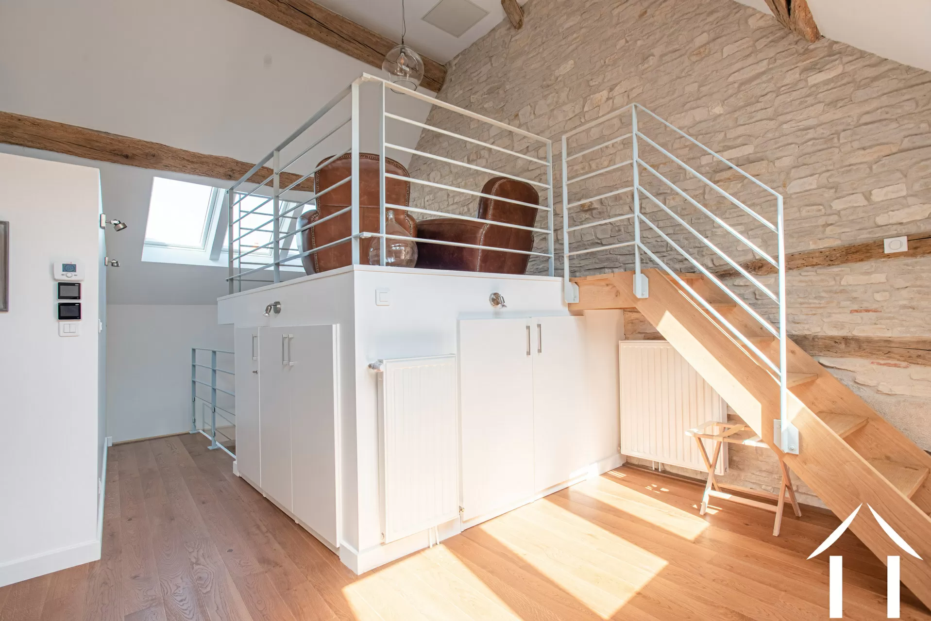 Privé verhoogde salon om de wijngaarden te bekijken