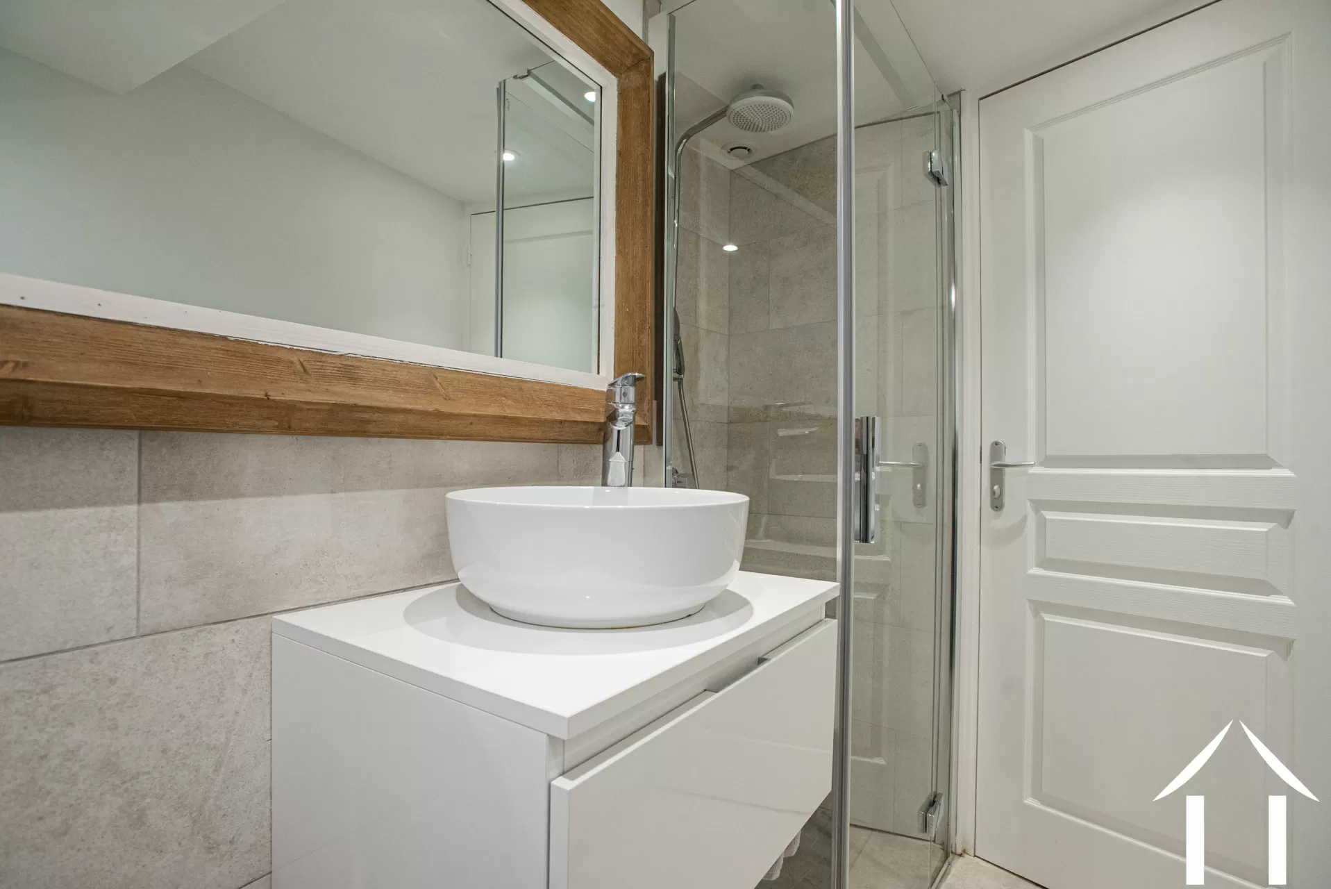 Gastenhuis 3e slaapkamer, douche en toilet