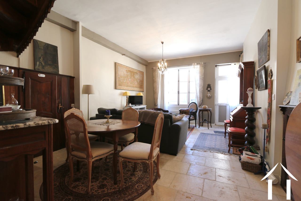 Leefruimte gezien vanuit de keuken