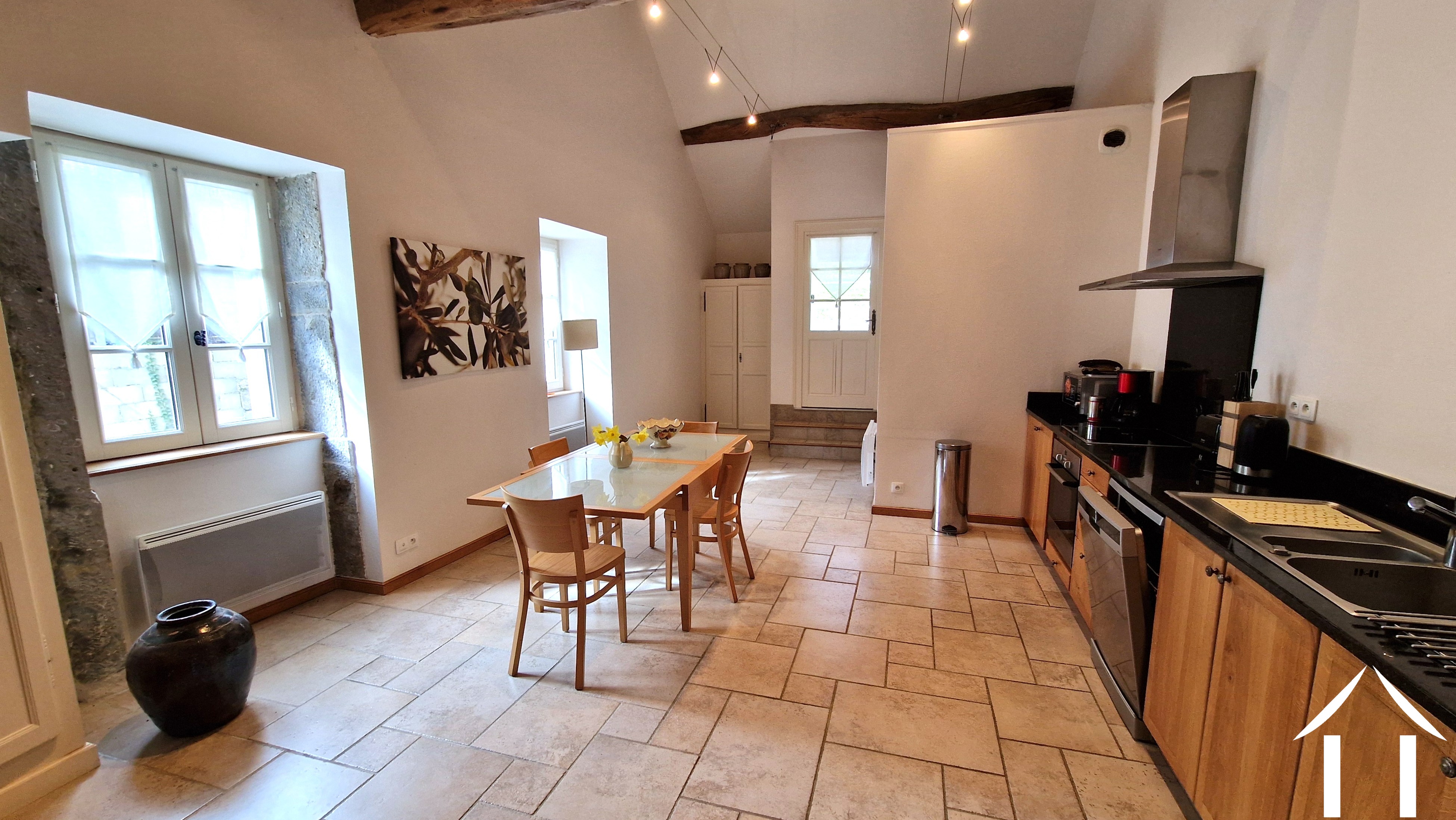 Keuken en eetkamer