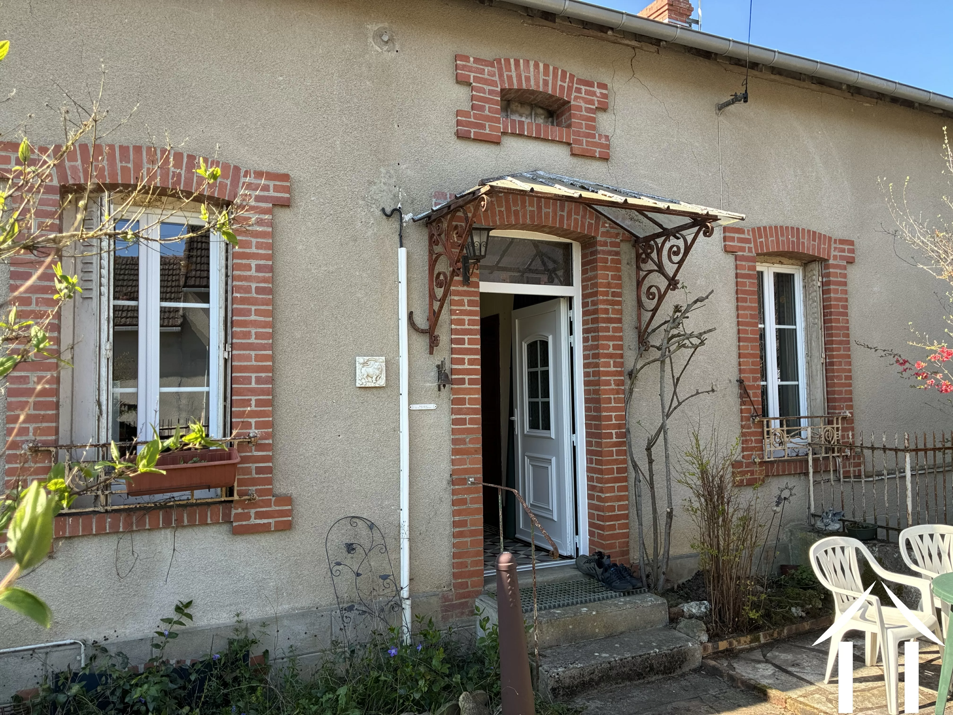 Woonhuis te koop mont et marre, bourgogne, cvh 5658 Afbeelding - 1