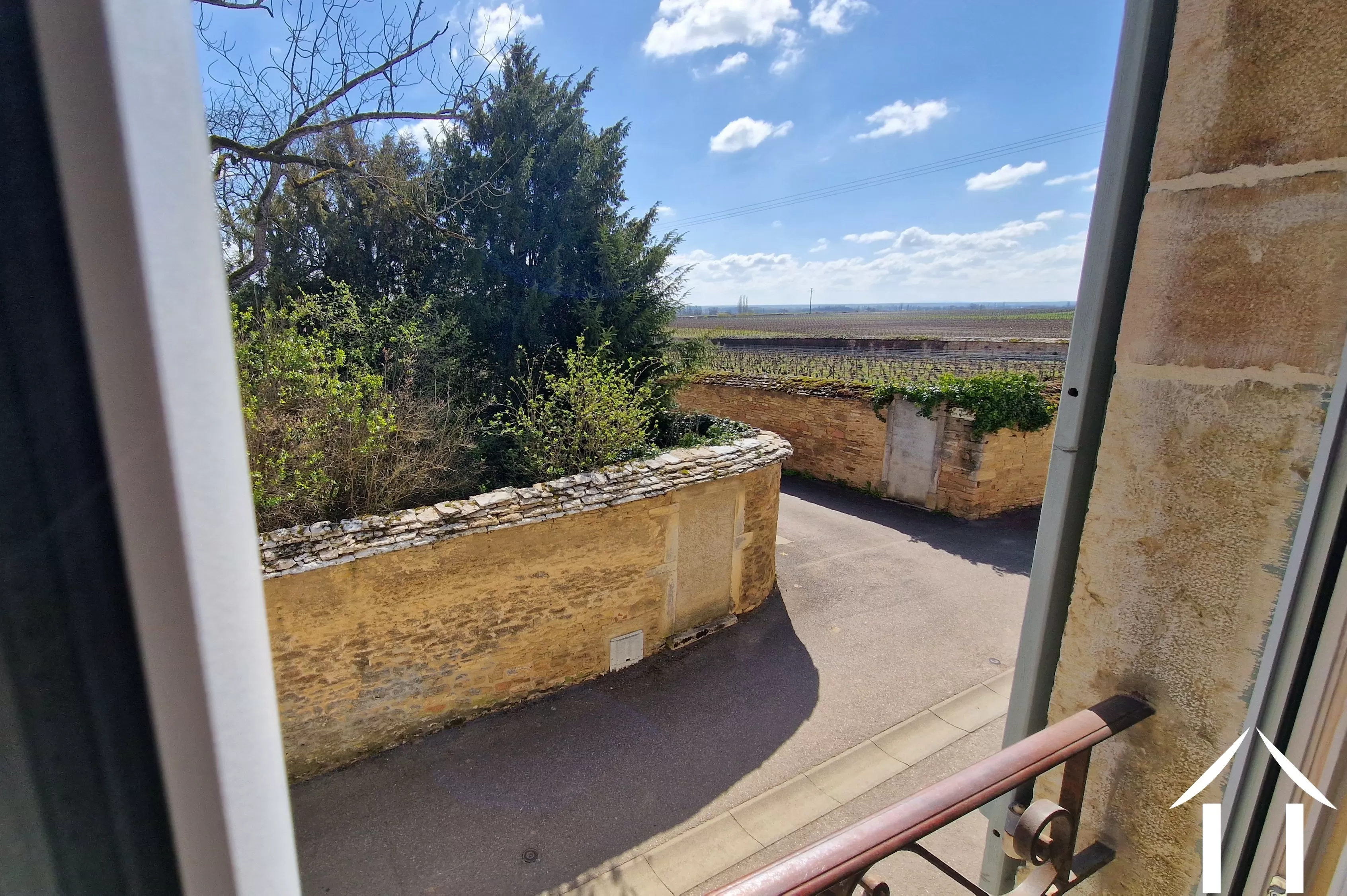 Uitzicht vanuit de keuken van de bovenwoning