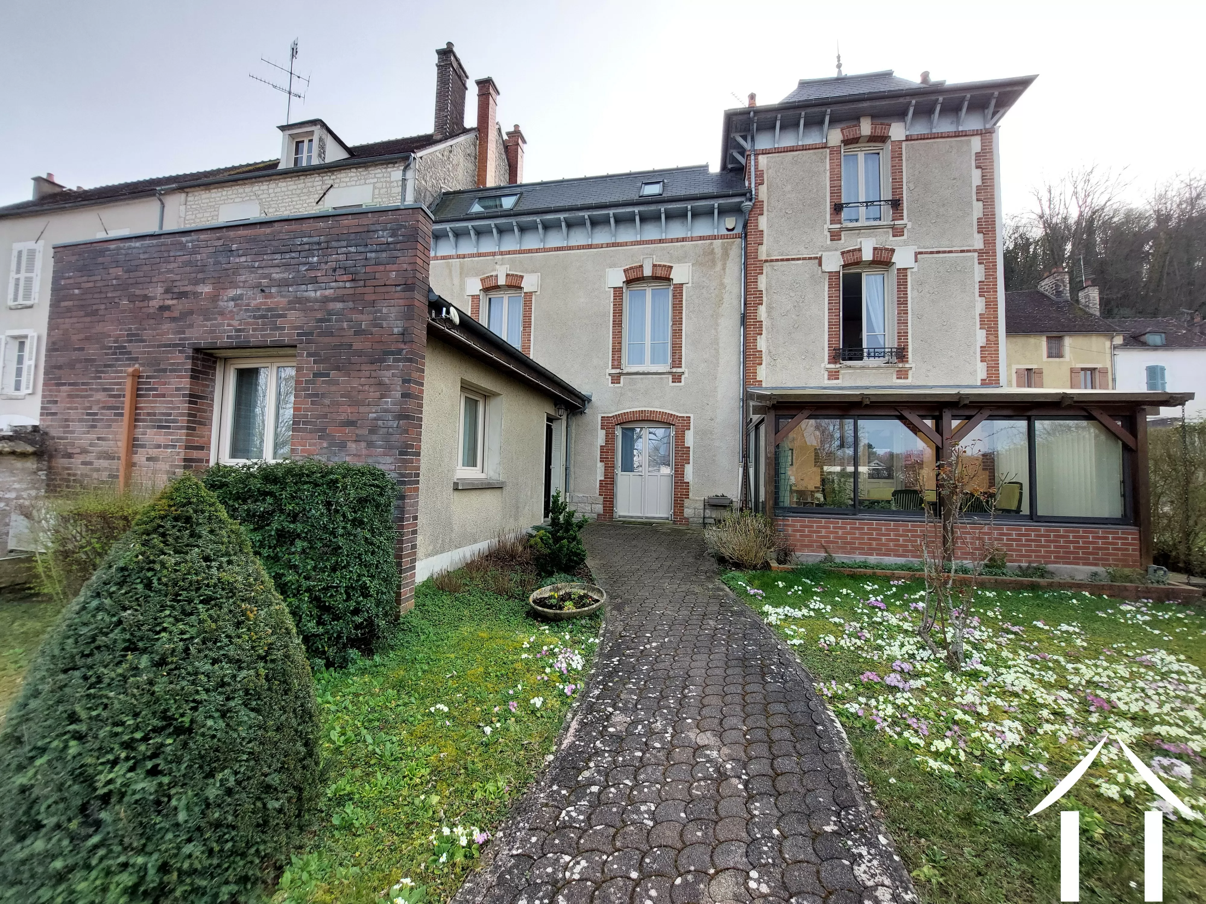 Woonhuis te koop tonnerre, bourgogne, bh5672H Afbeelding - 1