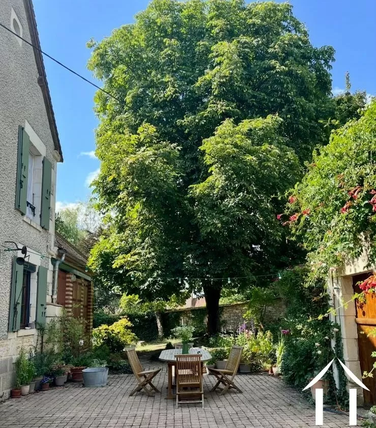 Woonhuis te koop menestreau, bourgogne, LB5671N Afbeelding - 1