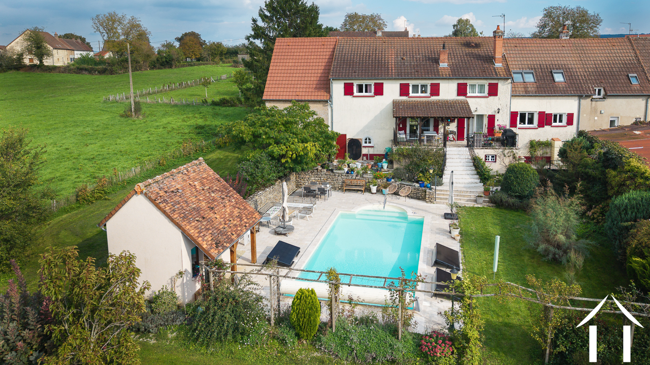 Woonhuis te koop couches, bourgogne, Ben5647D Afbeelding - 1