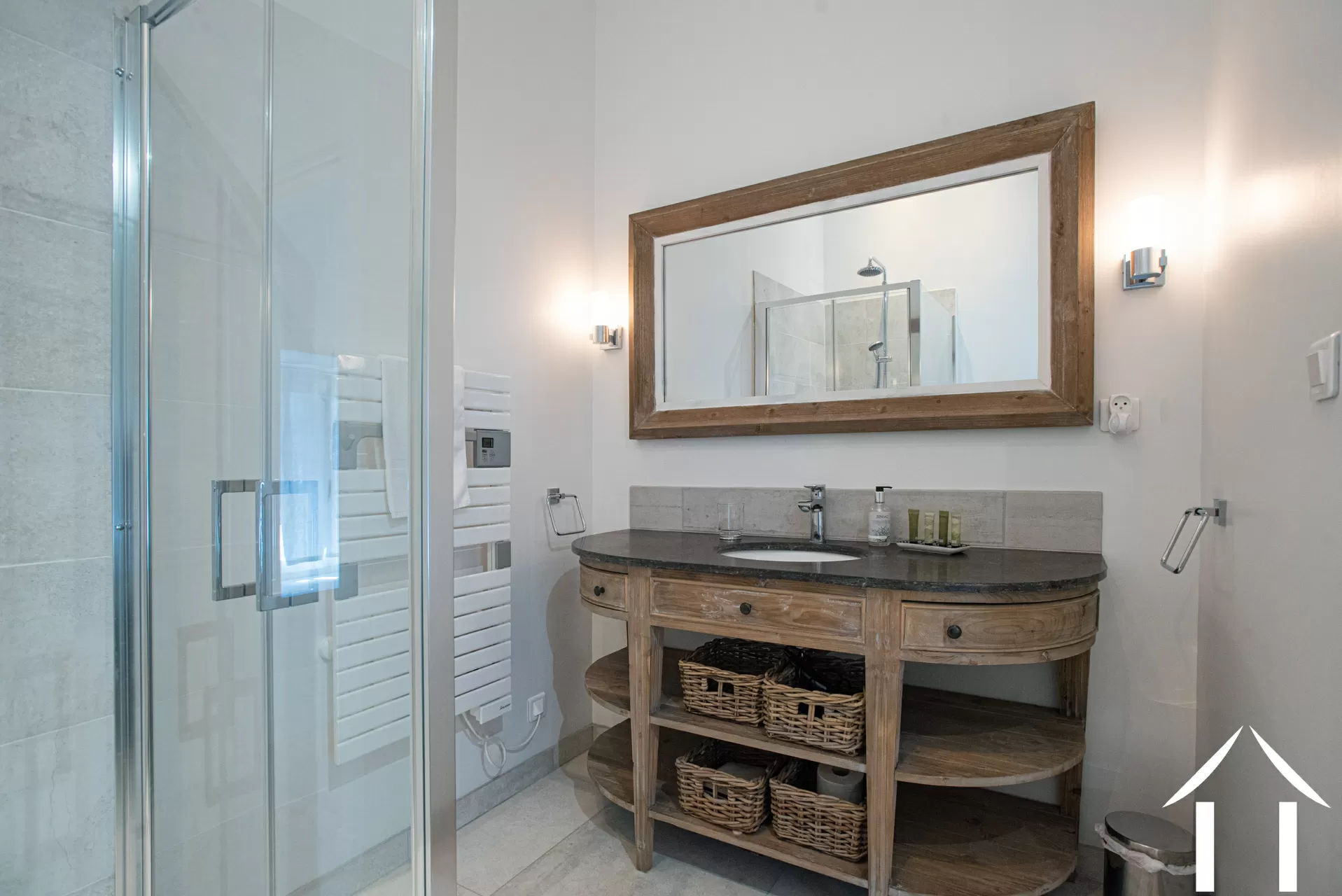 Douche en toilet voor slaapkamer 2