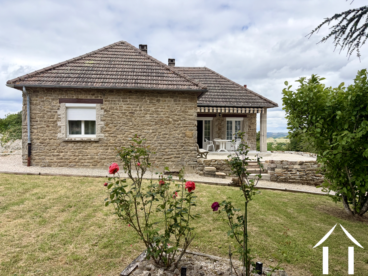 Woonhuis te koop st gervais sur couches, bourgogne, bh5678d Afbeelding - 1