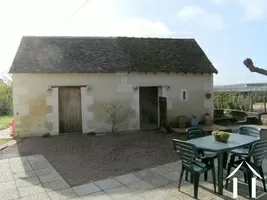 Andere kant van het kleinere bijgebouw