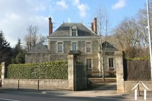 Manoir Landhuis  te koop decize, bourgogne, BP7489BL Afbeelding - 1