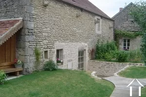 Authentiek stenen huis  te koop flavigny sur ozerain, bourgogne, RT2857P Afbeelding - 1