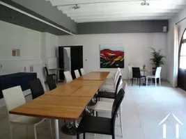 conference room, breakfast room