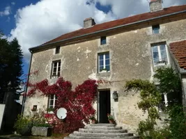 Authentiek stenen huis  te koop langres, champagne-ardennen, PW3491B Afbeelding - 1