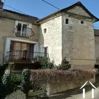 Authentiek stenen huis  te koop ancy le franc, bourgogne, PW3444B Afbeelding - 1