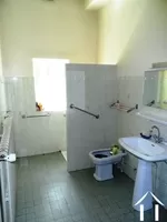 bathroom ground floor