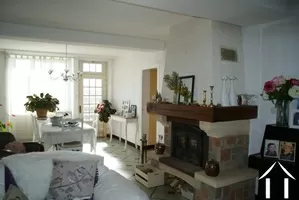 Bright & Charming living room