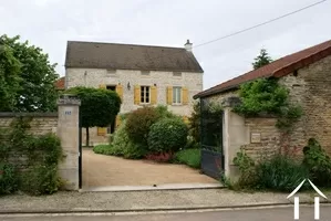 Entrance to property