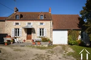 Authentiek stenen huis  te koop perreuil, bourgogne, BH4569V Afbeelding - 1