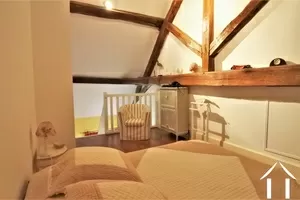 extra sleeping area in bedroom 3