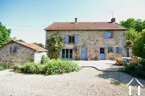 Authentiek stenen huis  te koop collonge la madeleine, bourgogne, BH5014V Afbeelding - 1