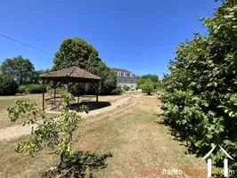 Woonhuis te koop , Li1002 Afbeelding - 30