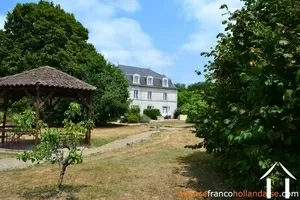 Woonhuis te koop , Li1002 Afbeelding - 31