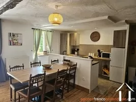 Woonhuis te koop chalus, auvergne, Li1010 Afbeelding - 4