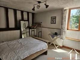 Woonhuis te koop chalus, auvergne, Li1010 Afbeelding - 22