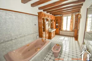 Herenhuis te koop la croisille sur briance, limousin, Li893 Afbeelding - 19