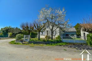 Woonhuis te koop la porcherie, limousin, Li939 Afbeelding - 2