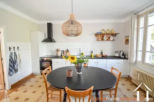 Dorpshuis te koop meilhards, limousin, Li942 Afbeelding - 5