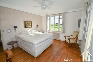 Dorpshuis te koop meilhards, limousin, Li942 Afbeelding - 13