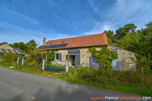 Woonhuis te koop la porcherie, limousin, Li943 Afbeelding - 1