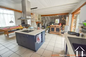 Woonhuis te koop chateauneuf la foret, limousin, Li990 Afbeelding - 9