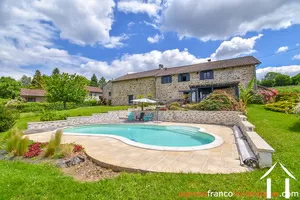 Woonhuis te koop chateauneuf la foret, limousin, Li990 Afbeelding - 1