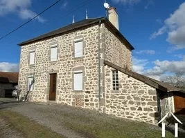 Woonhuis te koop arronnes, auvergne, AP030071064 Afbeelding - 1