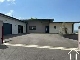 Woonhuis te koop busset, auvergne, AP030071078 Afbeelding - 1