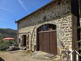 Authentiek stenen huis  te koop lachaux, auvergne, AP030071089 Afbeelding - 2